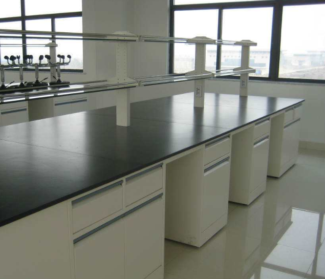 全鋼實(shí)驗(yàn)室工作臺實(shí)用性怎么樣？