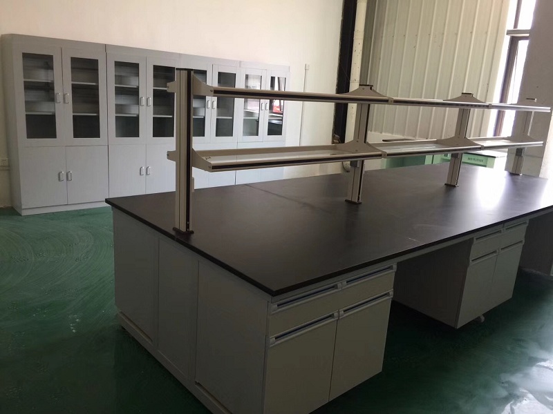 鋼木中央實驗臺所具備的特點