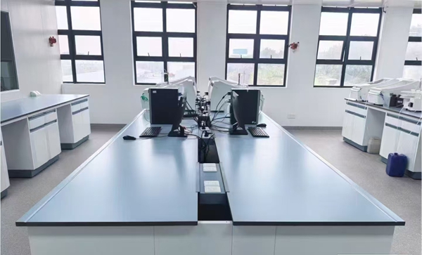 全鋼實(shí)驗(yàn)臺制造